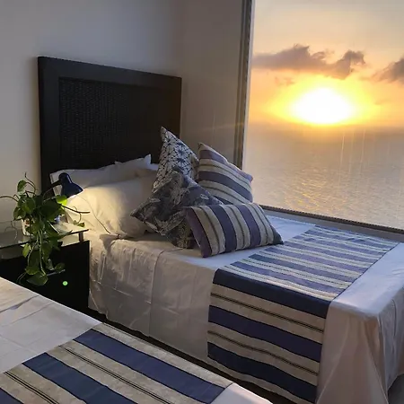 Vista De Ensueno Al Mar Bioseguridad Office Apartamento