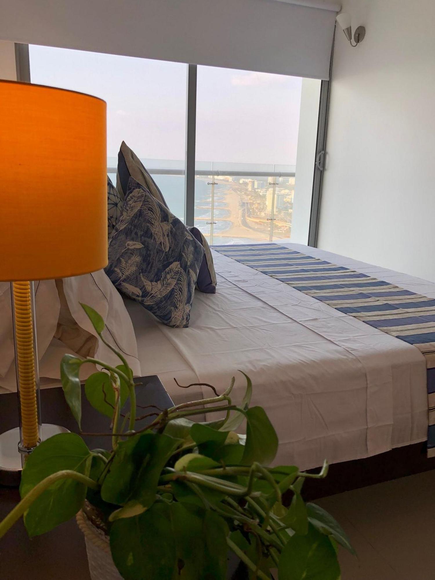 Vista De Ensueno Al Mar Bioseguridad Office Apartamento Cartagena